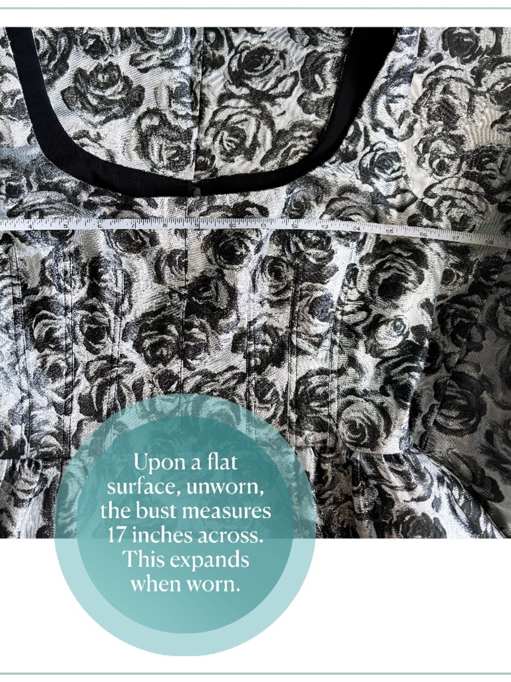 $5490 Carolina Herrera Metallic Silver Rose Motif Silk Crinoline Runway Dress - Picture 14 of 16
